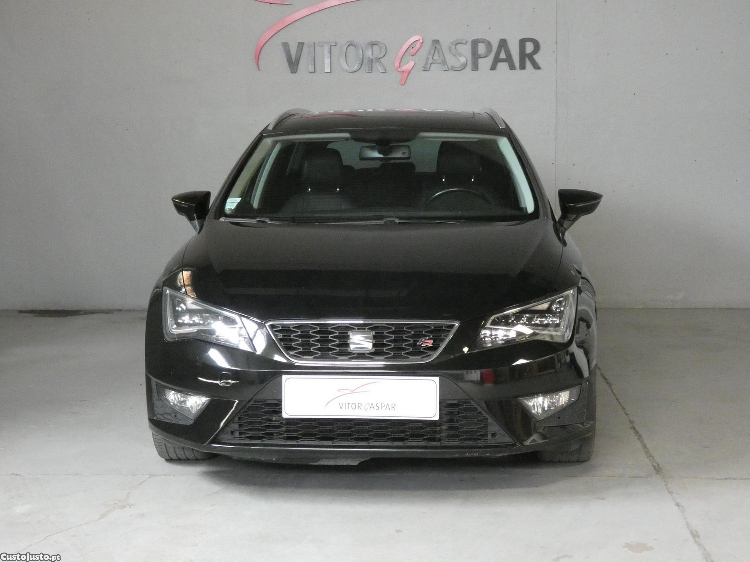 SEAT Leon 2.0 TDI FR DSG — fotografia 18