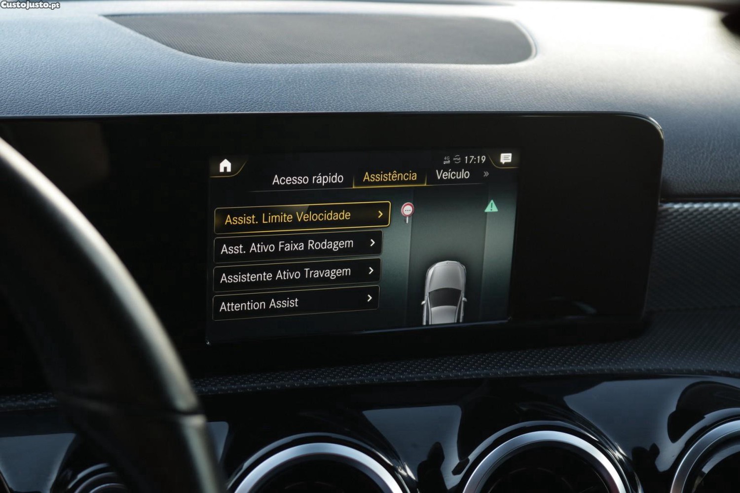 Mercedes-Benz A 180 d Progressive 2.0 116cv — fotografia 13