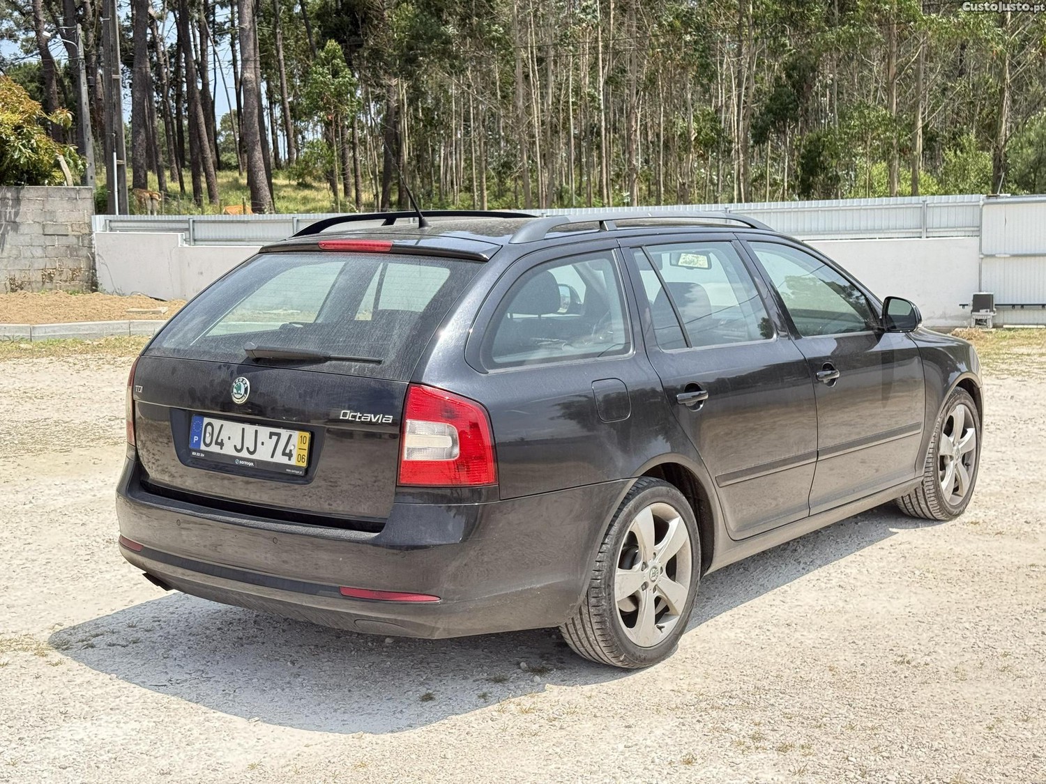 Skoda Octavia 2.0 TDI — fotografia 17