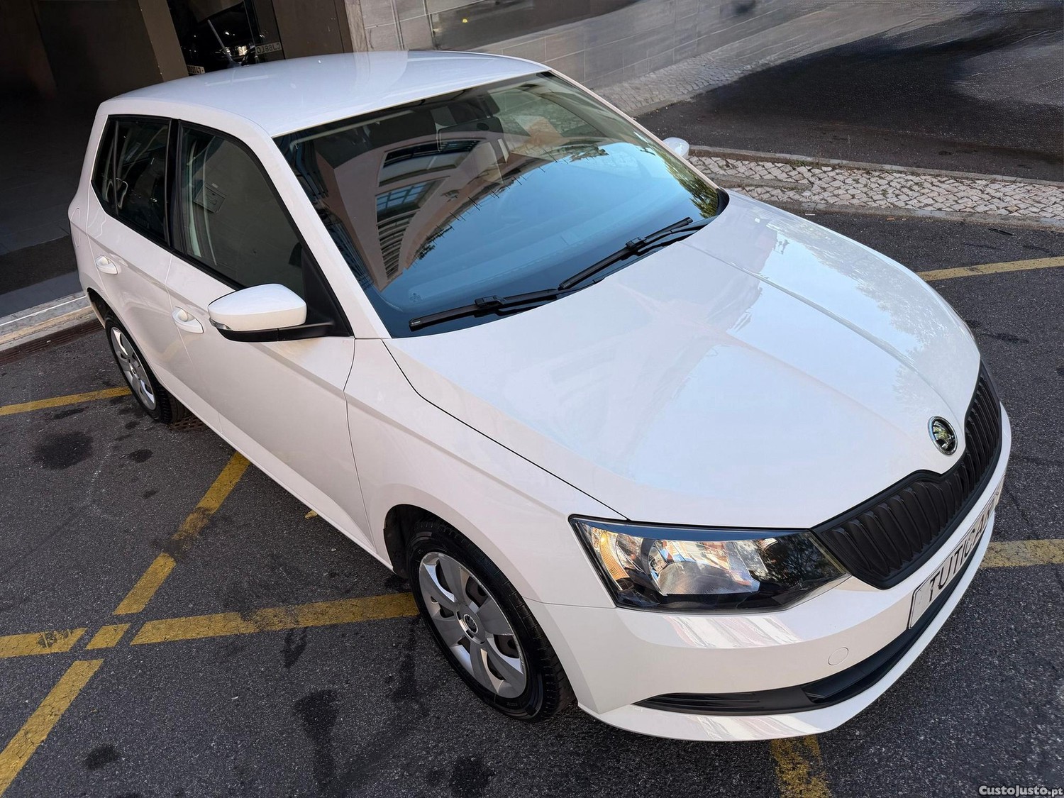 Skoda Fabia 1.0 Active - 18 — photo 3
