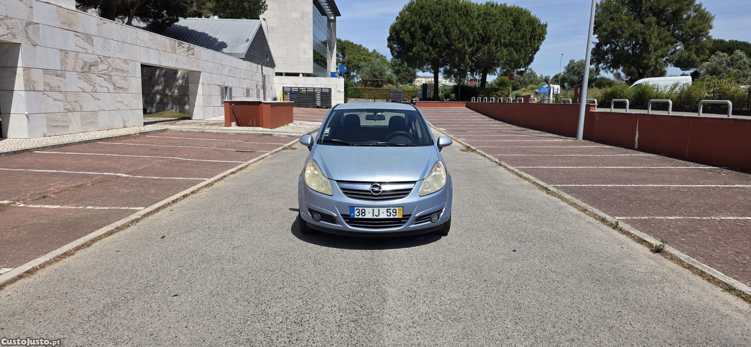 Opel Corsa 1.3 Cdti diesel — fotografia 14