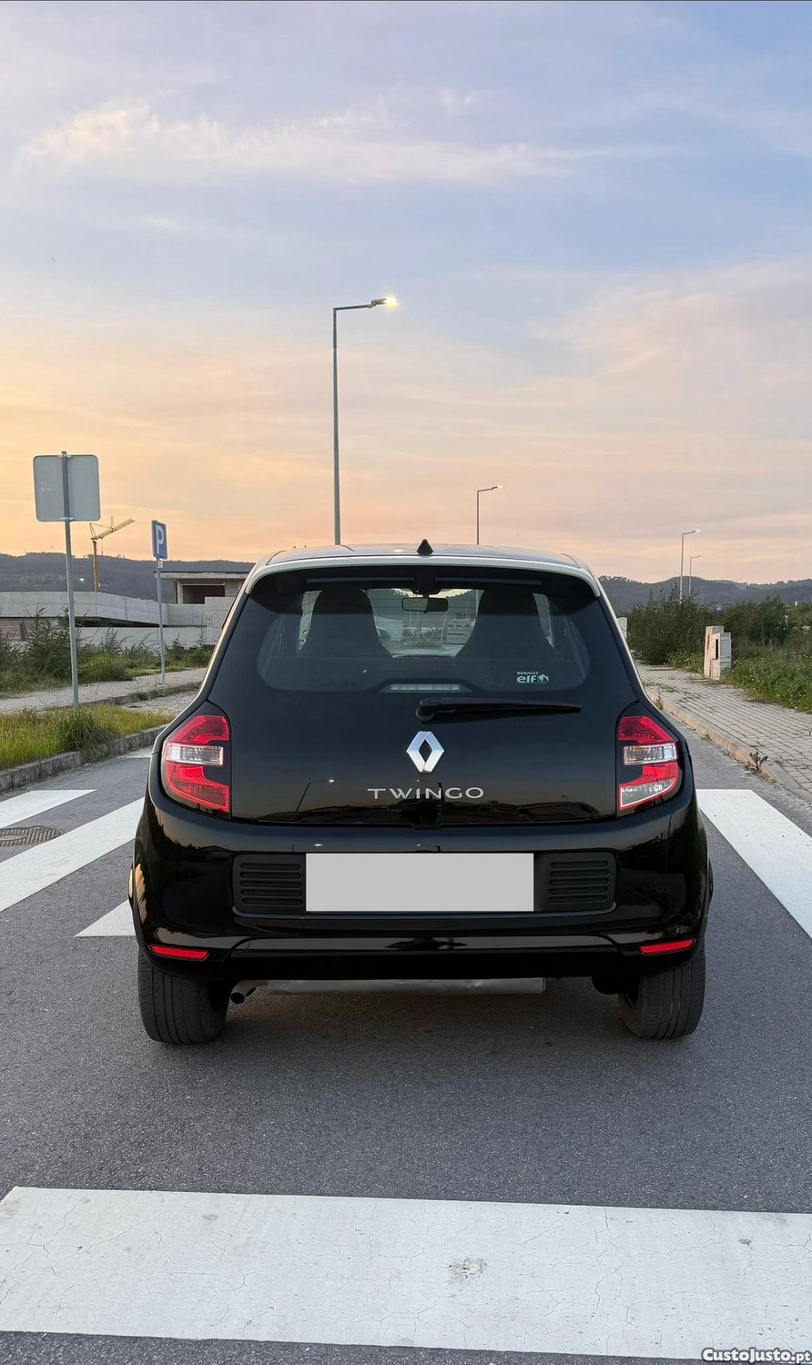 Renault Twingo 1.0 SCe Dynamique — fotografia 4