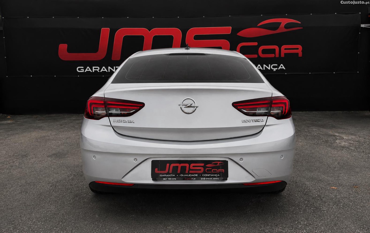 Opel Insignia Grand Sport 1.6 CDTI — fotografia 2