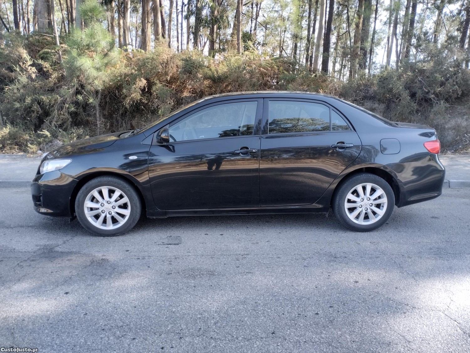 Toyota Corolla SEDAN 1.4 D-4D EXCLUSIVE - NACIONAL - 1 DONO- 180.000KMS - C/ GARANTIA - 10 — photo 4