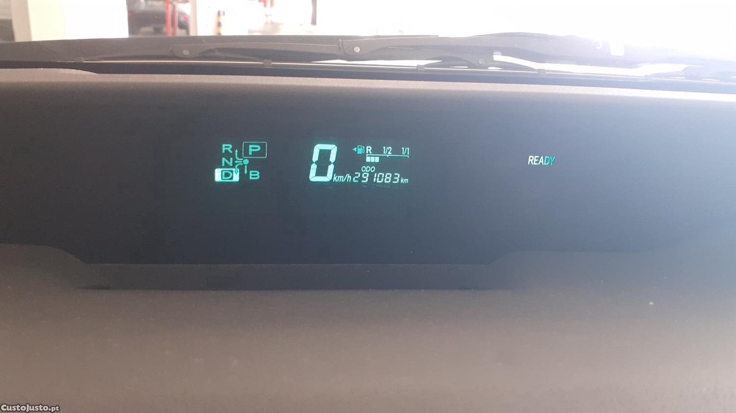 Toyota Prius 1.5 VVT -I HSP SOL - 08 — photo 4