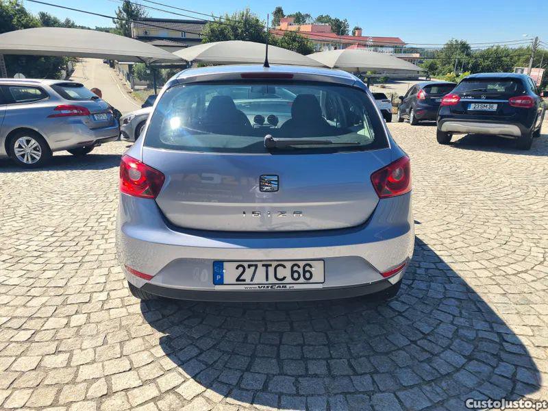 SEAT Ibiza 1.0 reference — fotografia 12