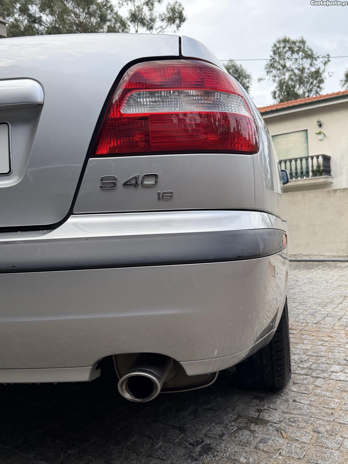 Volvo S40 1.6 - 01 — photo 4