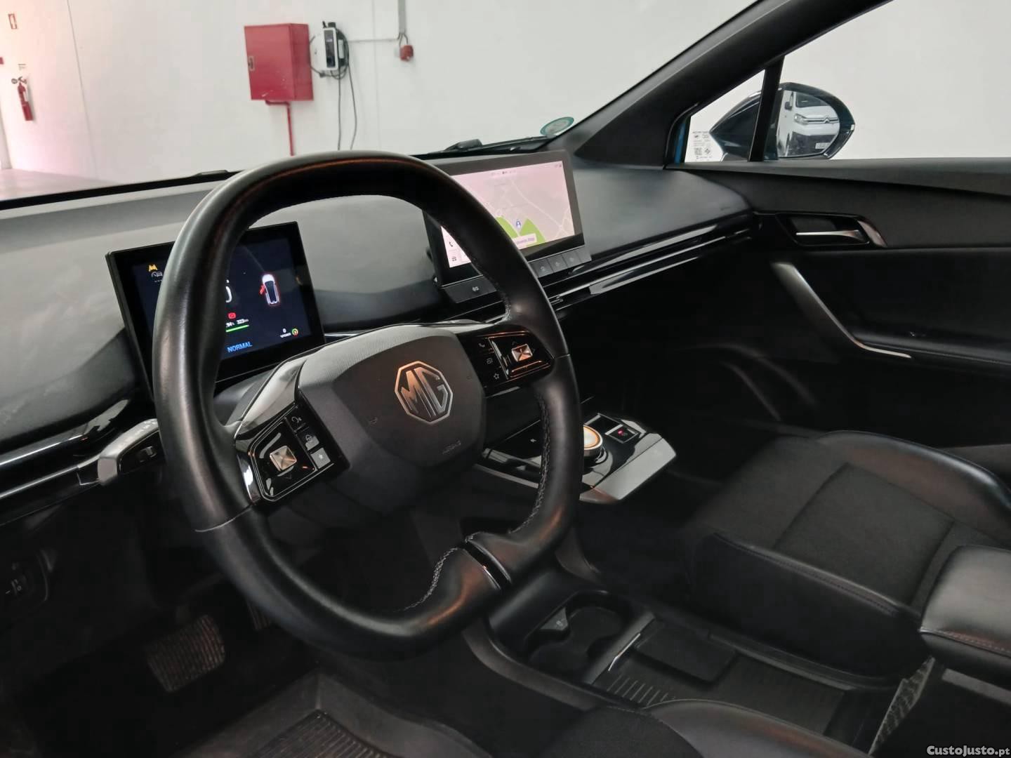 MG  64 kWh Luxury - 24 — photo 3