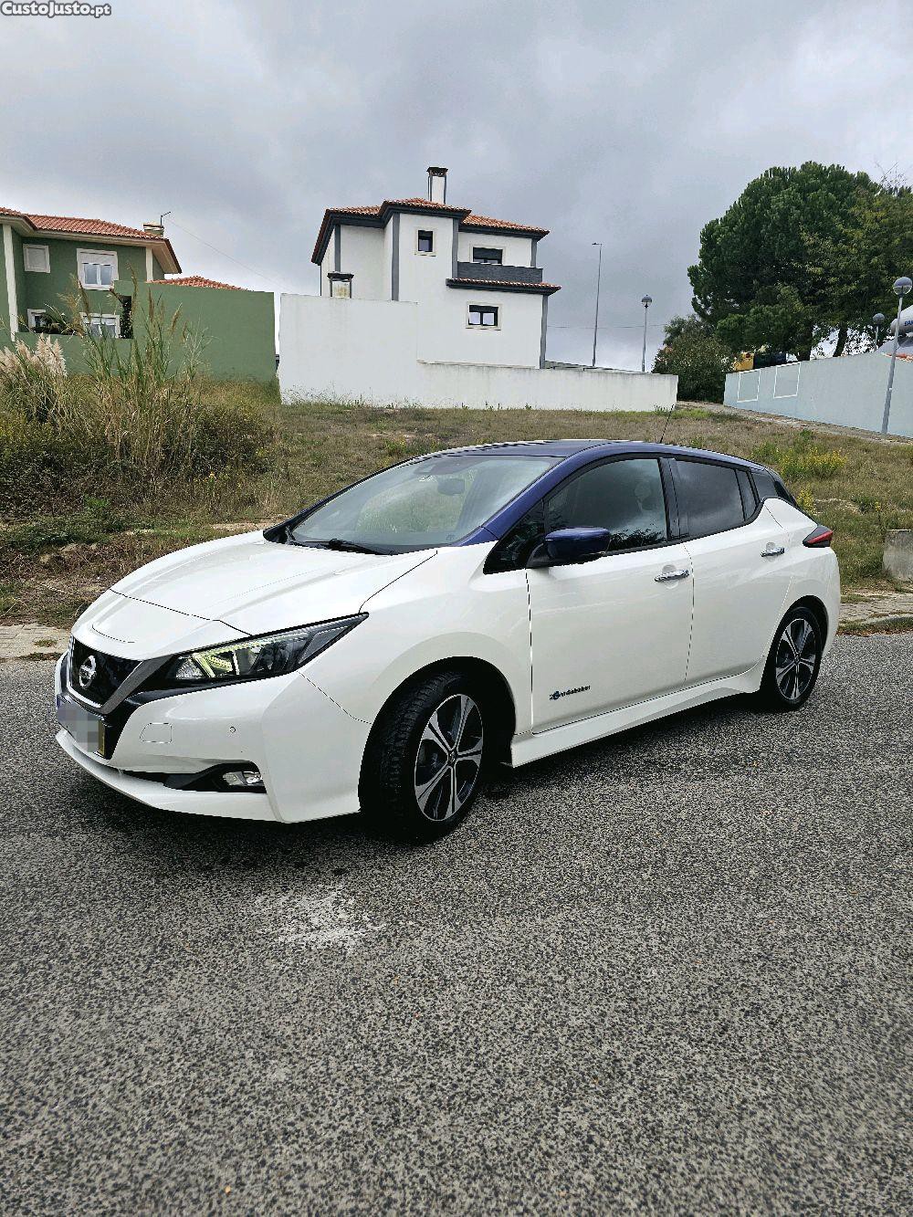 Nissan Leaf N-Connecta 40Kwh - 20 — photo 3