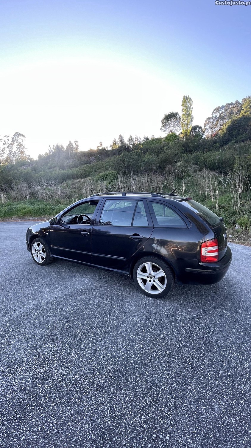 Skoda Fabia 1.4 tdi — fotografia 5