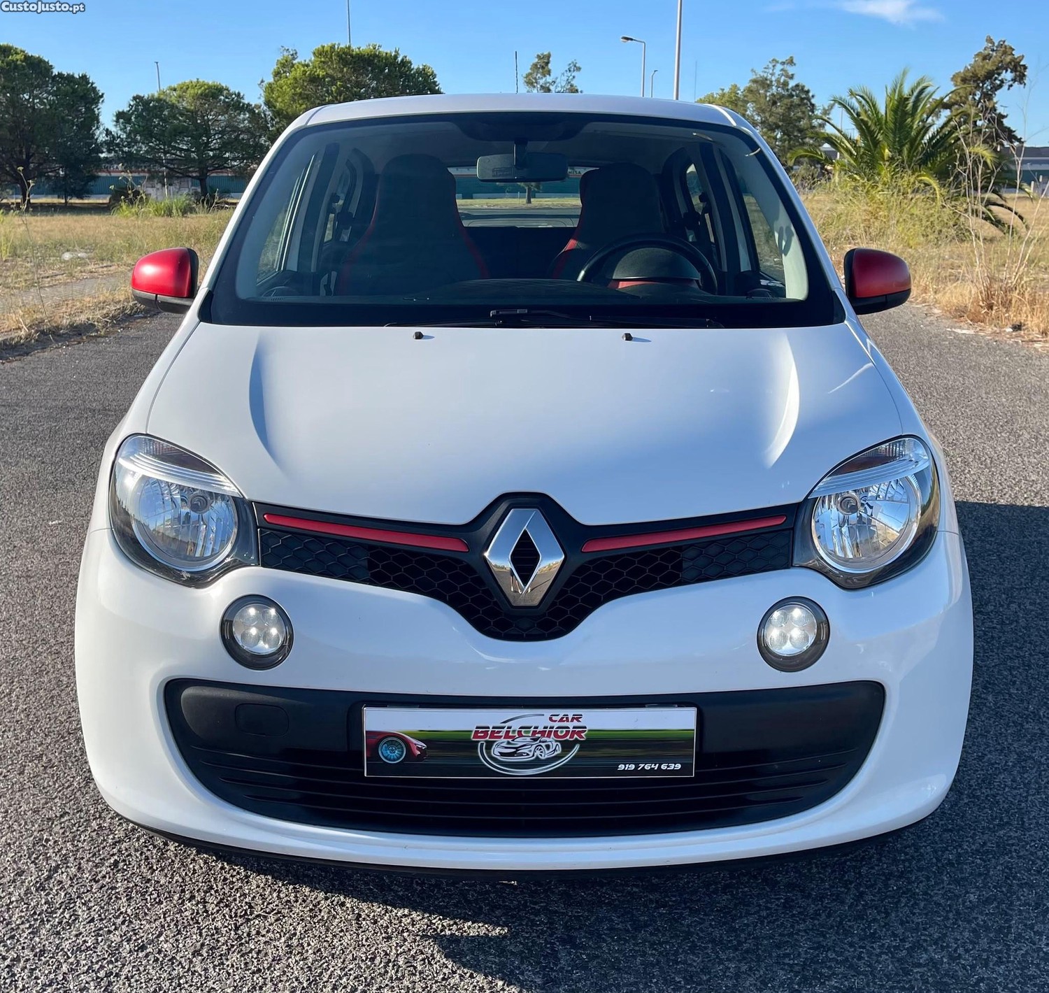 Renault Twingo 1.0 SCe Dynamique — fotografia 18