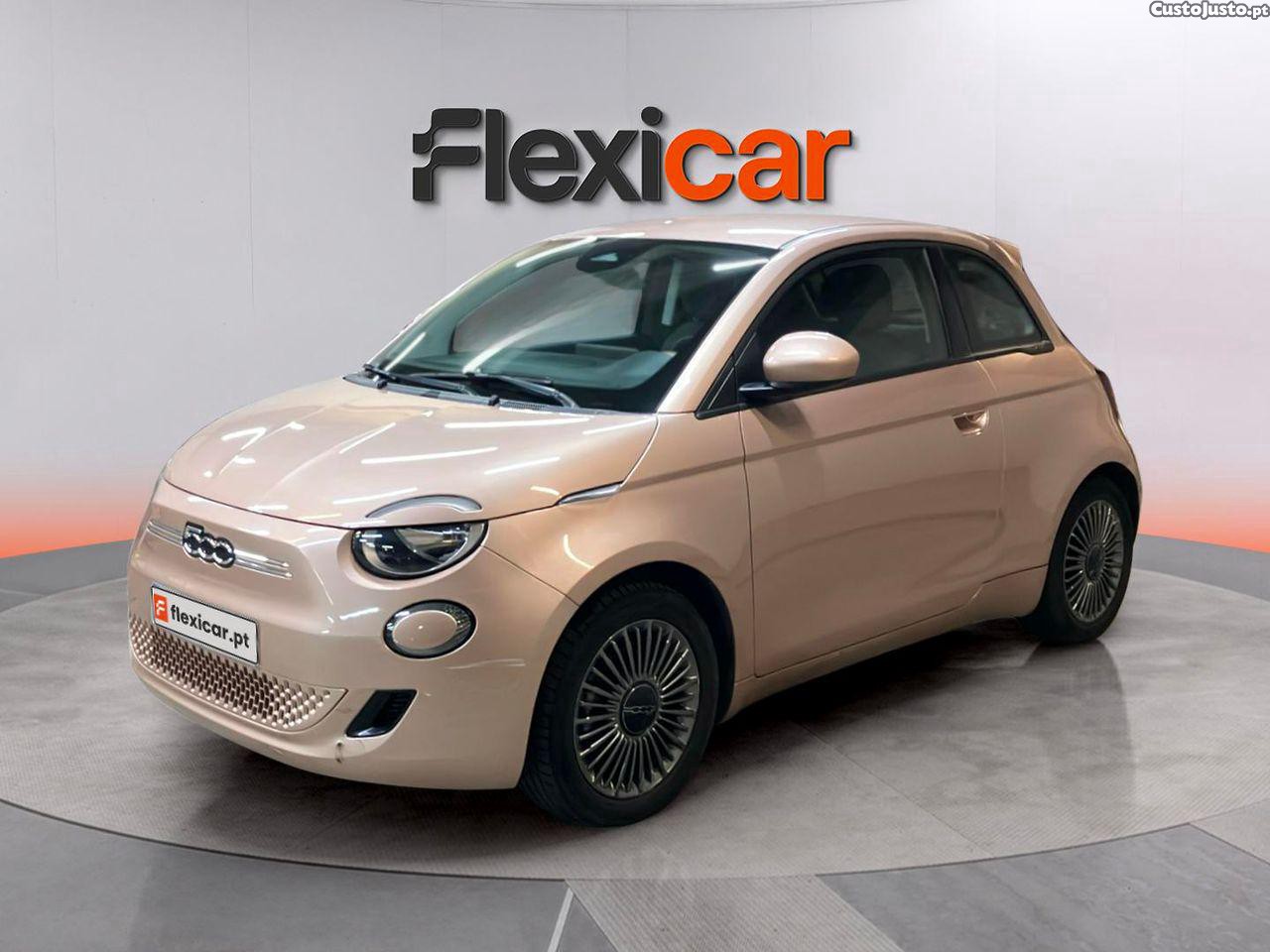 Fiat 500 e Icon Plus 42 KWh — fotografia 21