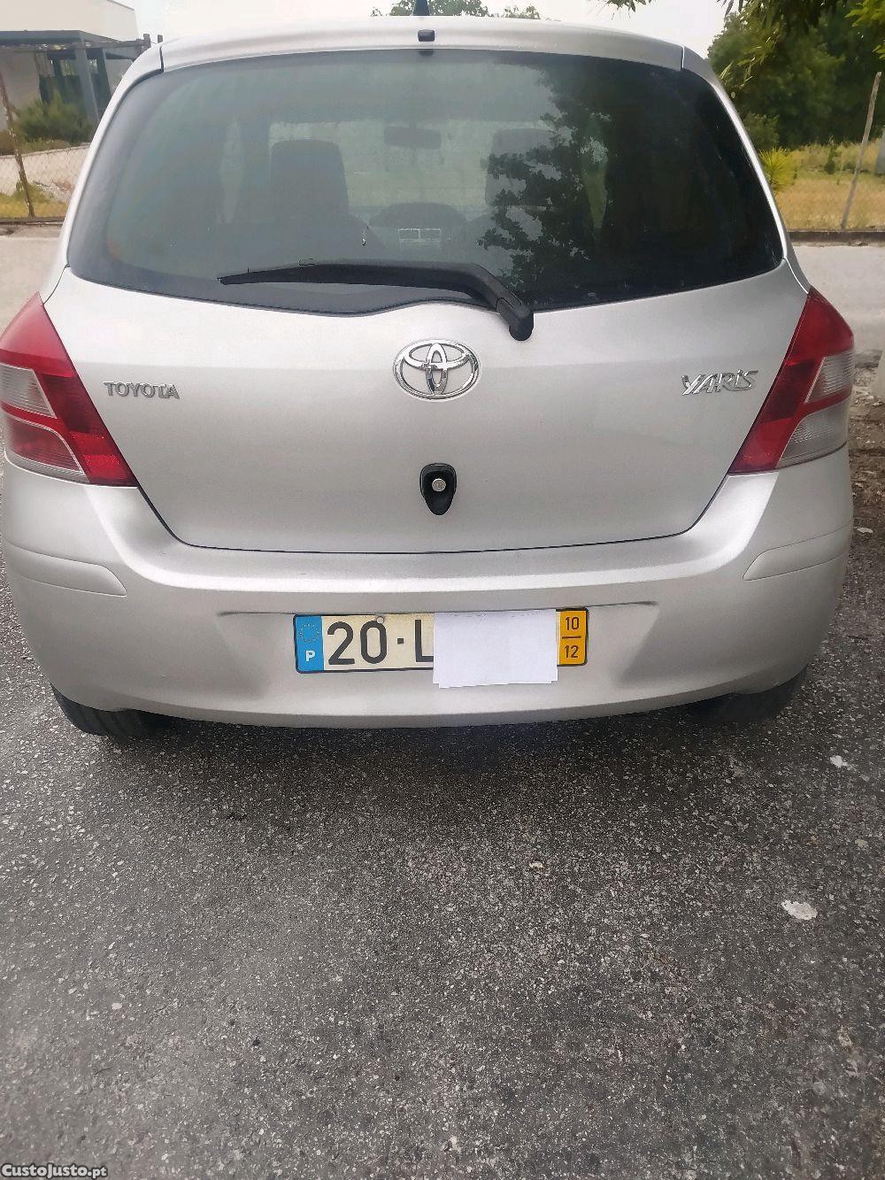 Toyota Yaris sol — fotografia 11
