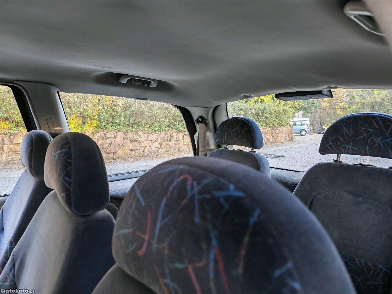 SEAT Alhambra 1.9 TDI — fotografia 5