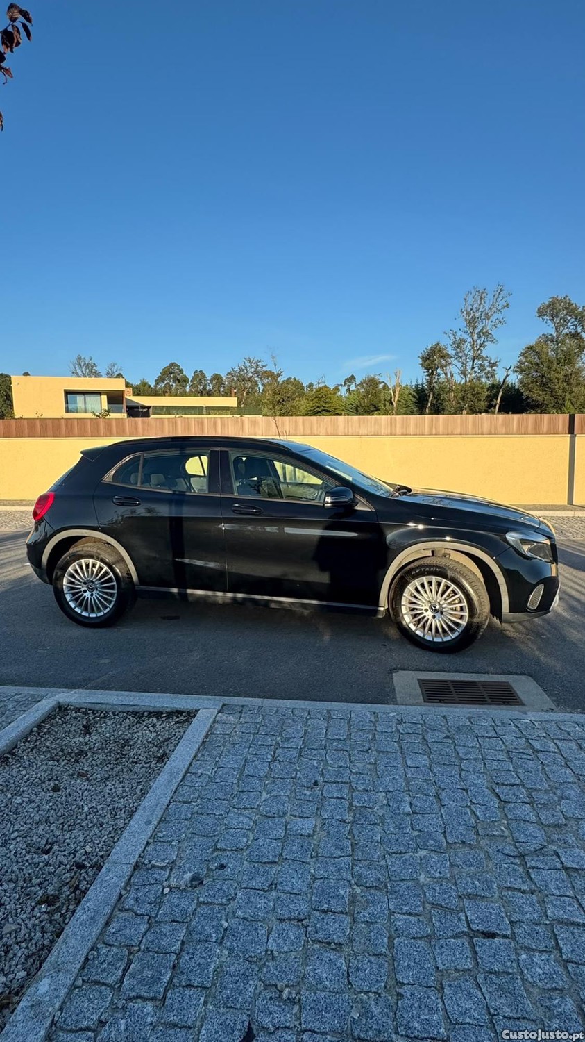 Mercedes-Benz GLA 180 d 7G-DCT Style - 18 — photo 3