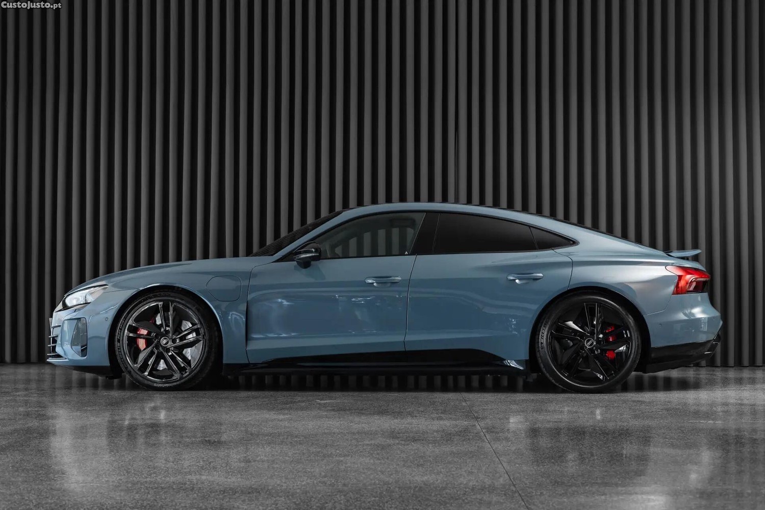 Audi e-tron quattro - 21 — photo 2