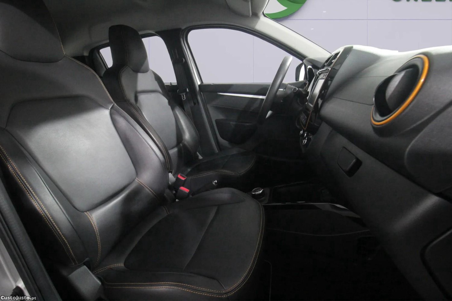 Dacia Spring Comfort Plus — fotografia 4