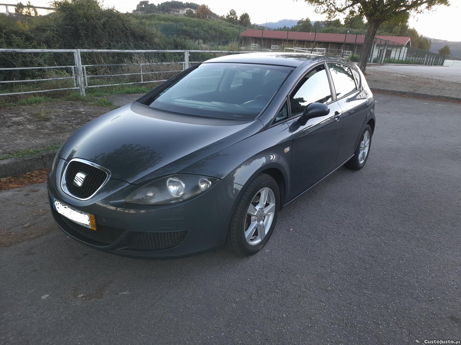 Seat Leon 1.9 tdi sport - 07 — photo 2