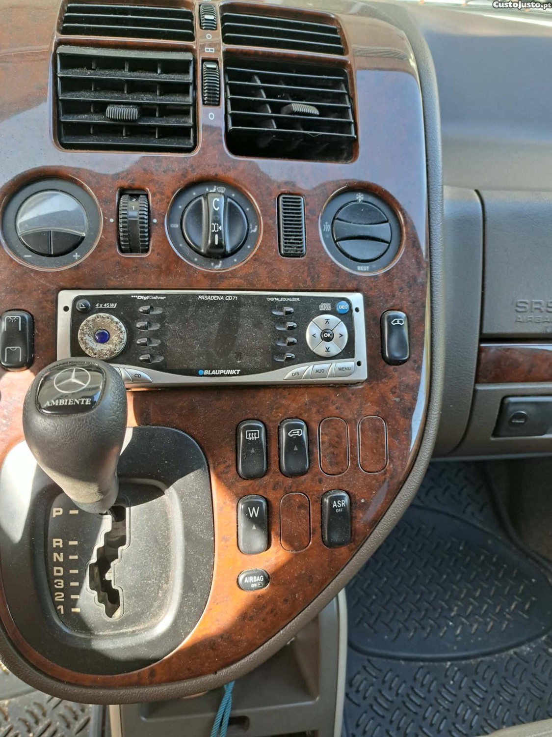 Mercedes-Benz V 220 vito classe v 220 cdi de 6 lugares - 00 — photo 5