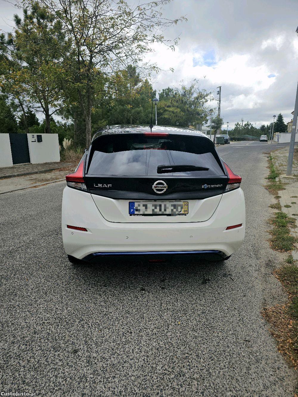 Nissan Leaf N-Connecta 40Kwh - 20 — photo 5