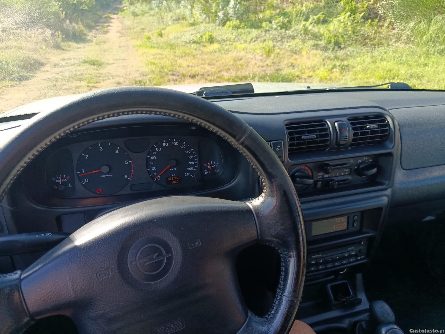 Opel Frontera Sport - 00 — photo 4