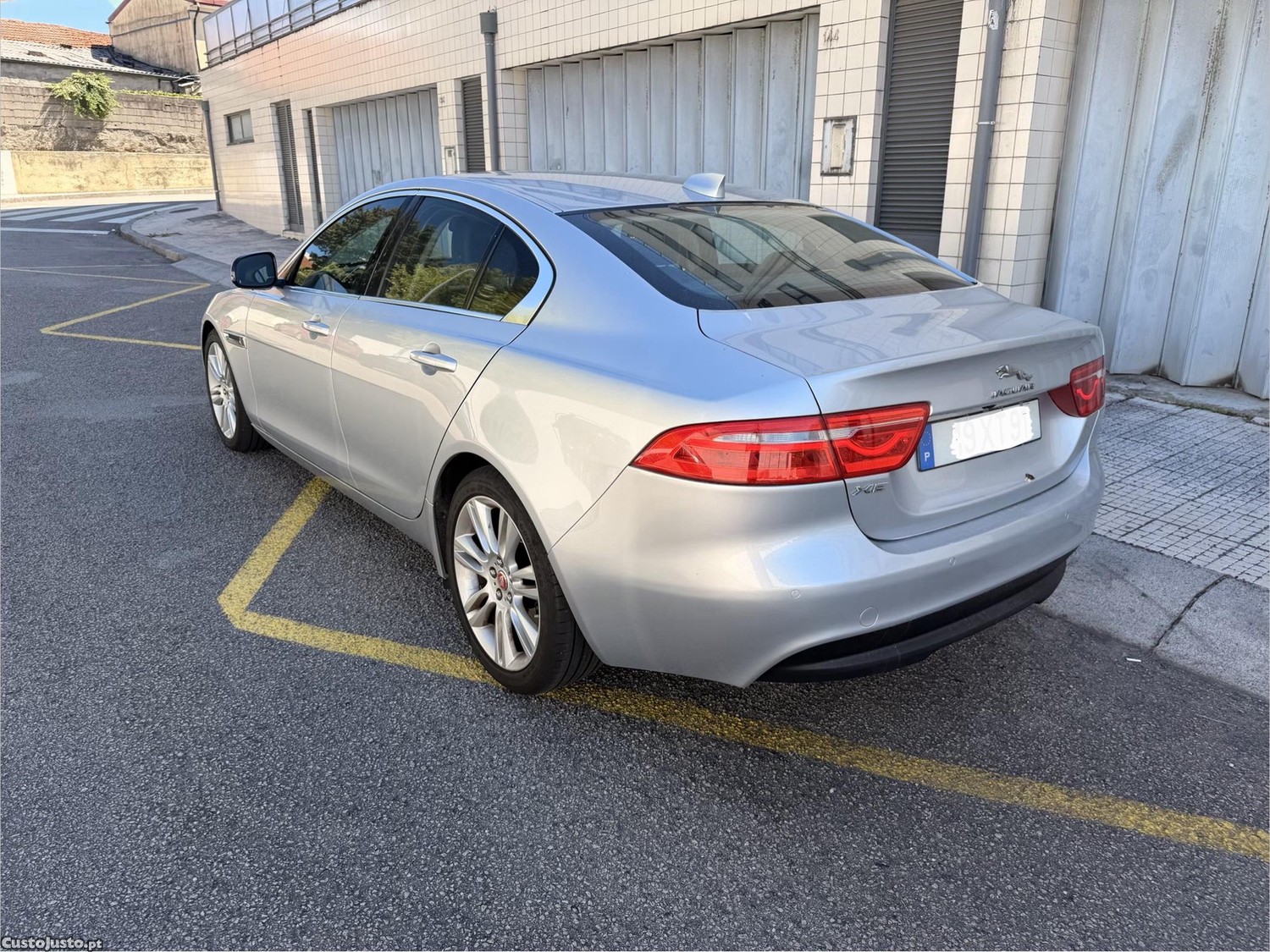 Jaguar XE Prestige — fotografia 5