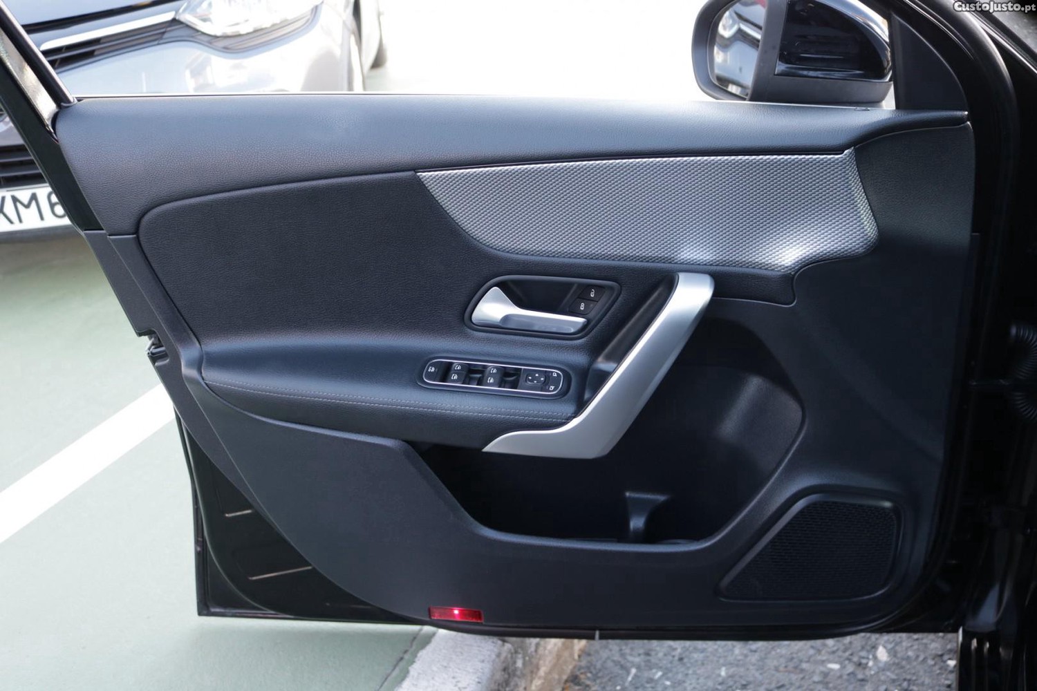 Mercedes-Benz A 180 d Progressive 2.0 116cv — fotografia 34