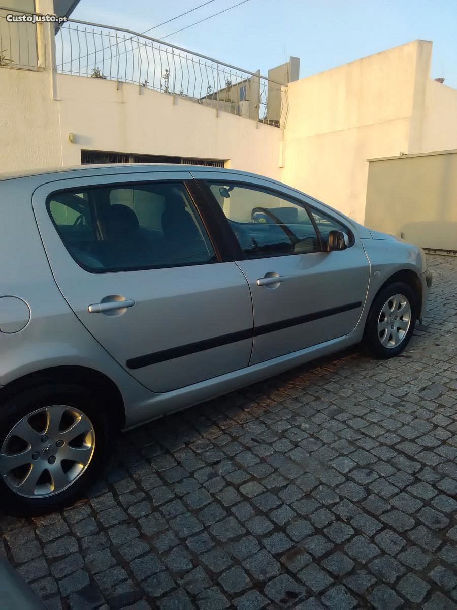 Peugeot 307 1.4 HDI 5 lugares - 02 — photo 4