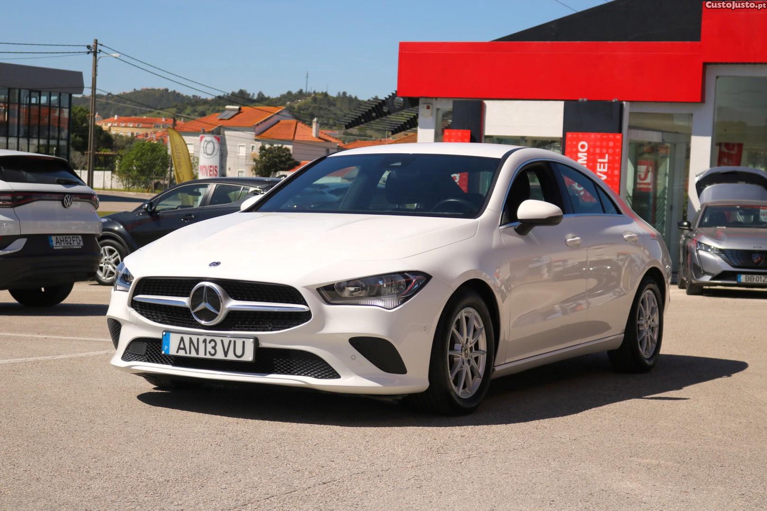 Mercedes-Benz CLA 180 d Coupe Style Auto — fotografia 56