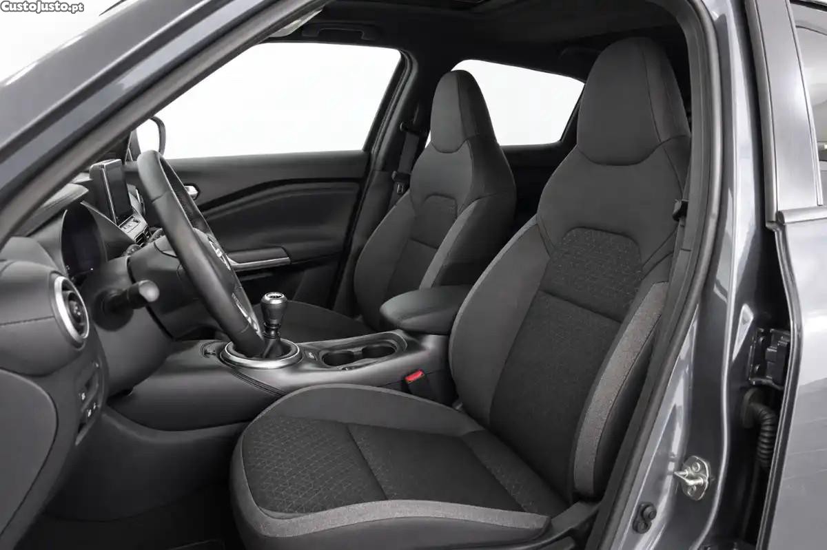 Nissan Juke 1.0 DIG-T N-Connecta - 25 — photo 4