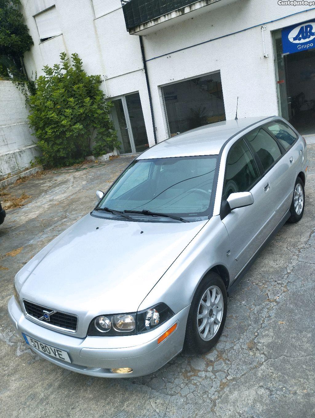 Volvo V40 1.6i (192.000 Kms/Ano 2003) — fotografia 11