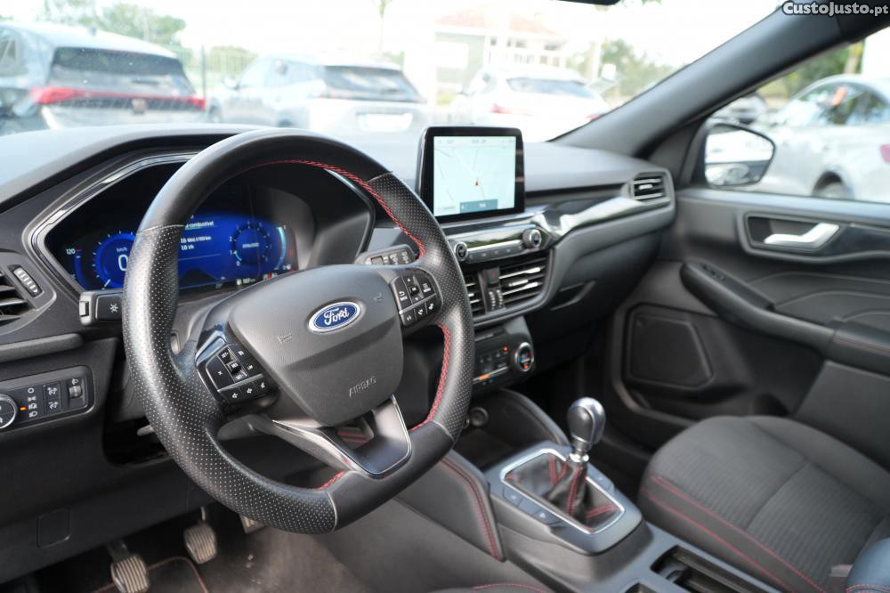Ford Kuga 1.5 EcoBoost ST-Line - 22 — photo 5