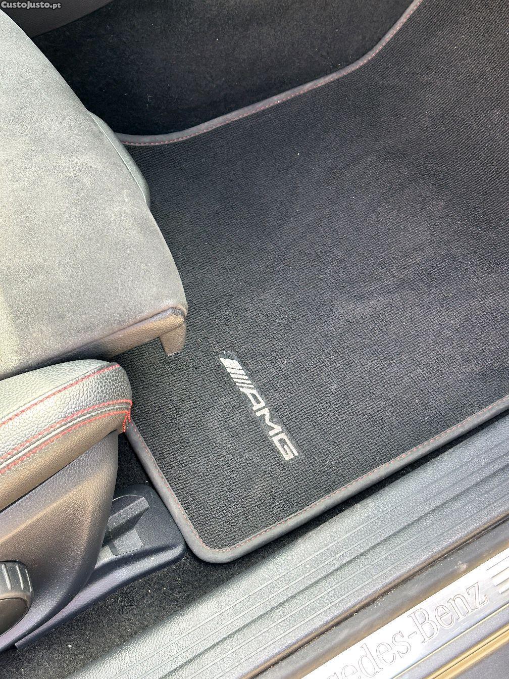 Mercedes-Benz CLA 180 AMG line — fotografia 7