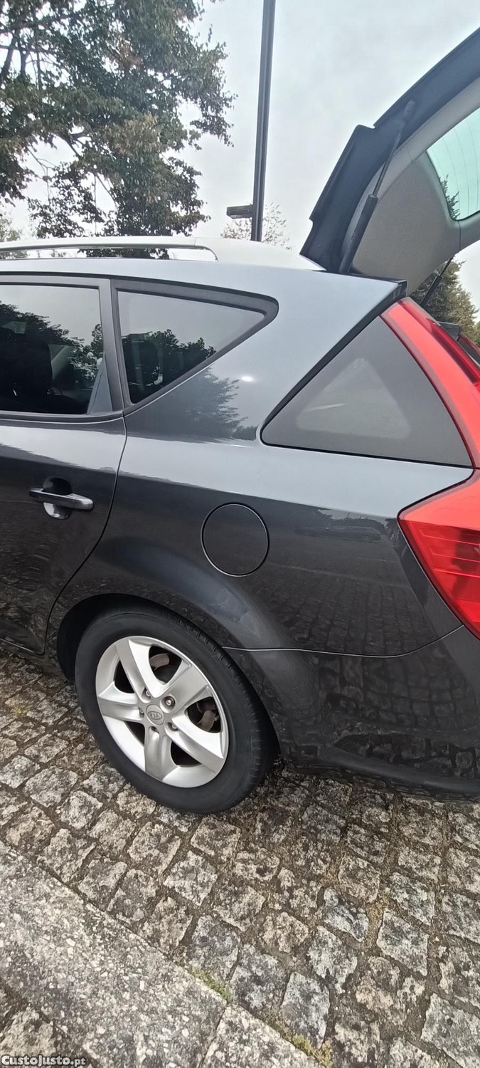 Kia Ceed Diesel - 10 — photo 2