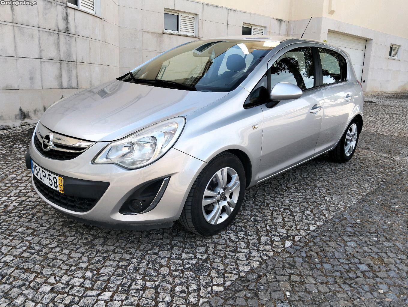 Opel Corsa Automático 1.2 - 11 — photo 2