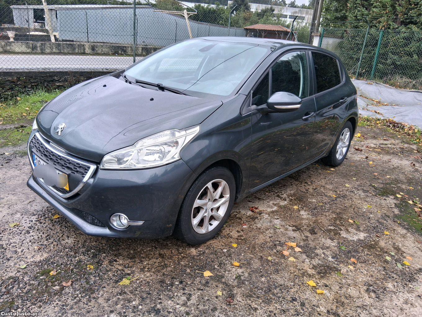 Peugeot 208 allure — fotografia 7
