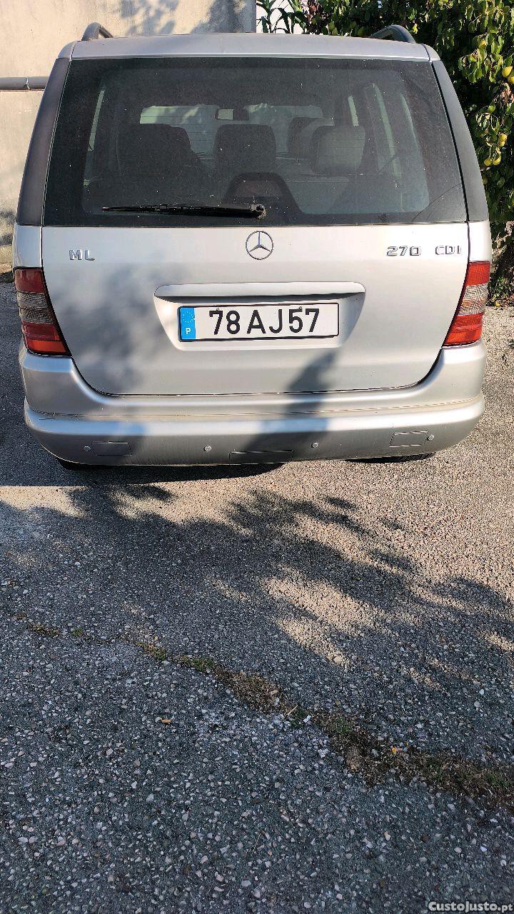 Mercedes-Benz Classe M ML270 CDI CX automática — fotografia 10