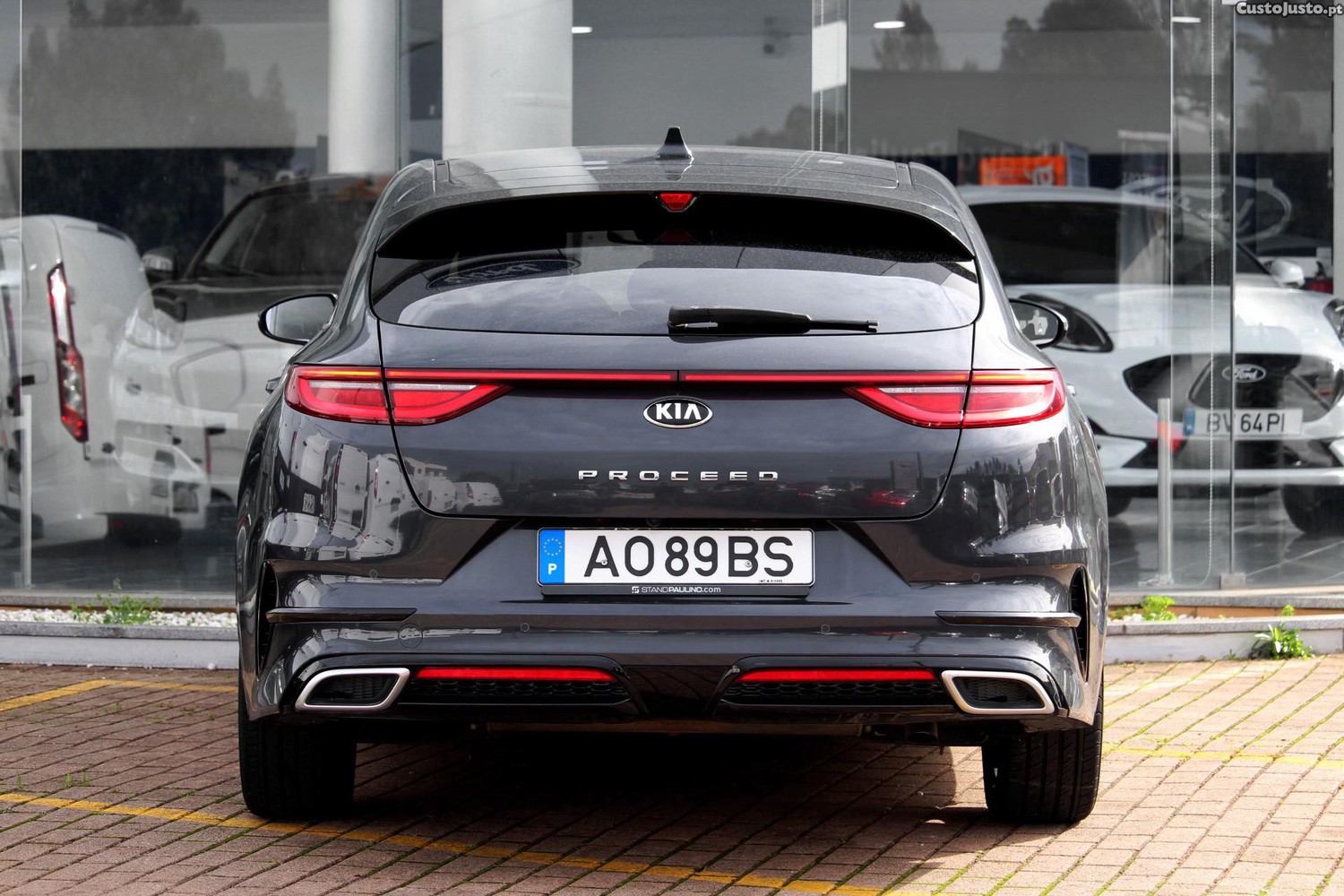 Kia ProCeed 1.0 T-GDi GT Line — fotografia 25