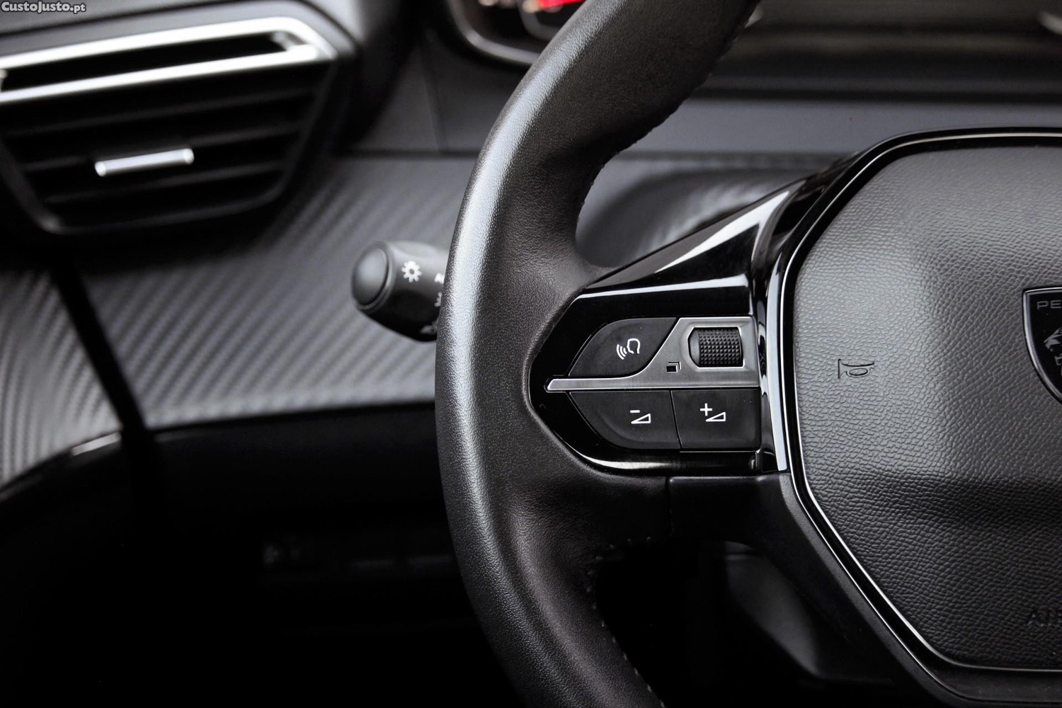 Peugeot 208 1.2 PureTech Active — fotografia 6