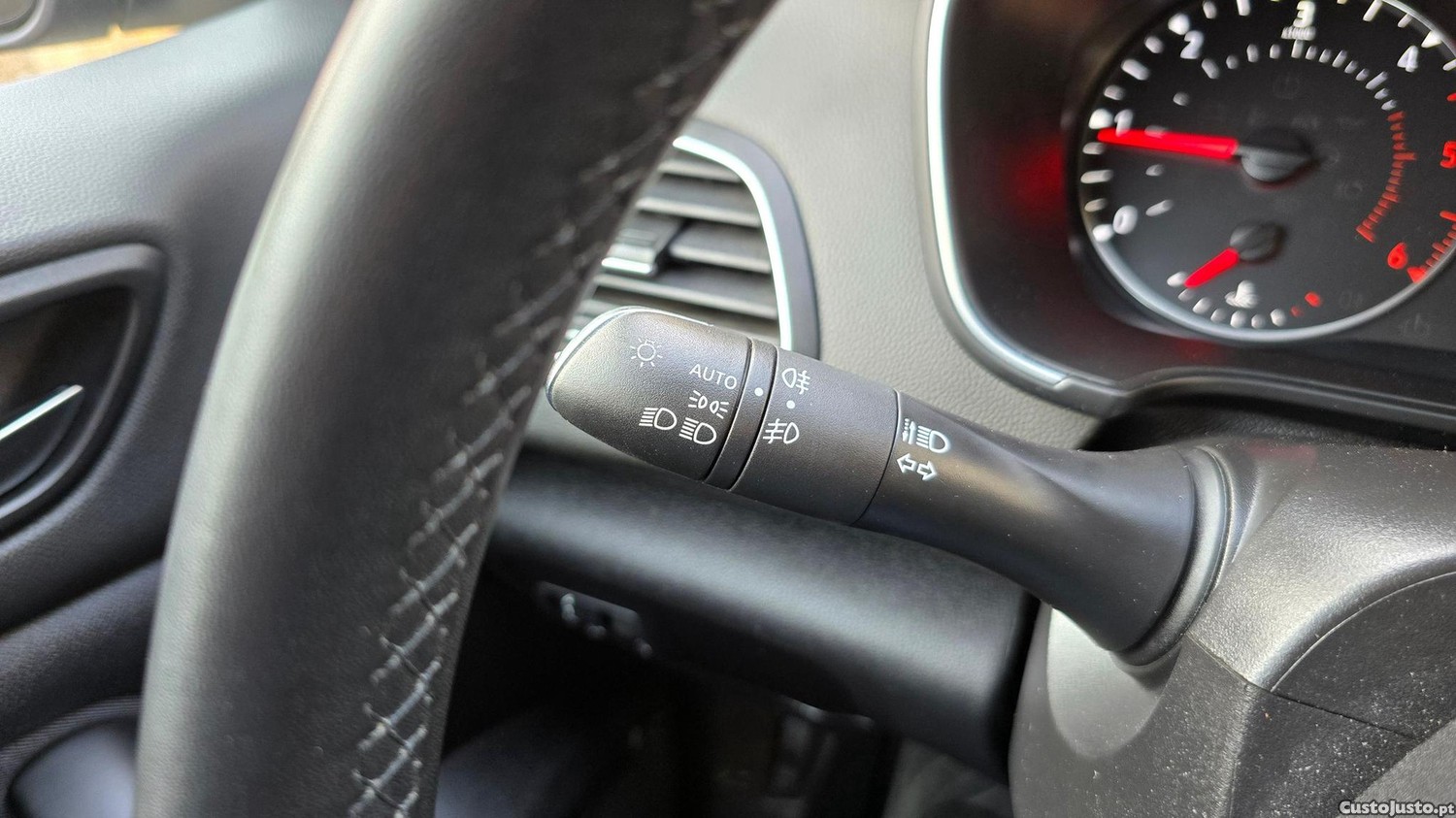 Renault Mégane 1.5 Blue dCi Intens — fotografia 18