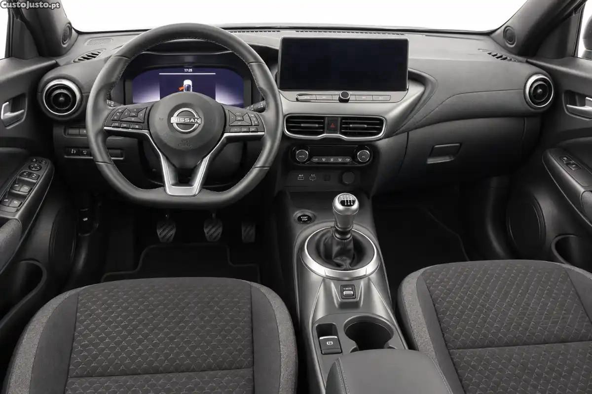 Nissan Juke 1.0 DIG-T N-Connecta - 25 — photo 5