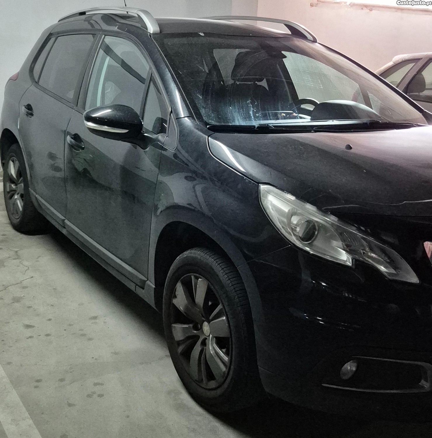 Peugeot 2008 PureTech — fotografia 5