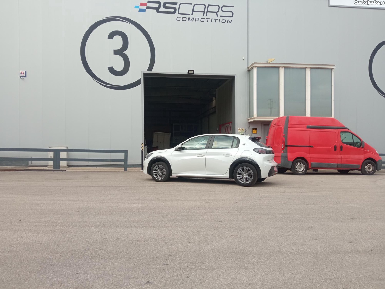 Peugeot e-208 100KW — fotografia 6