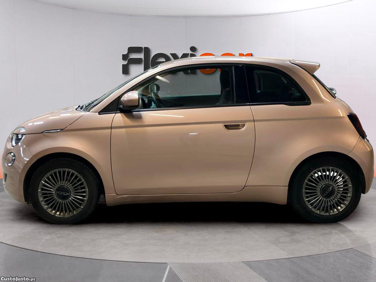 Fiat 500 e Icon Plus 42 KWh — fotografia 20