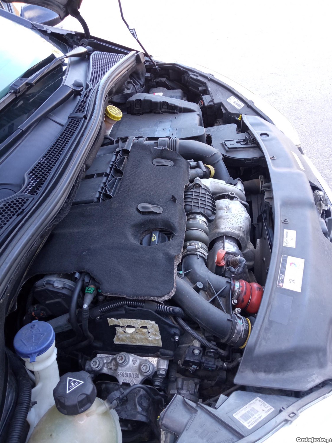 Peugeot 208 1.6 HDI — fotografia 3