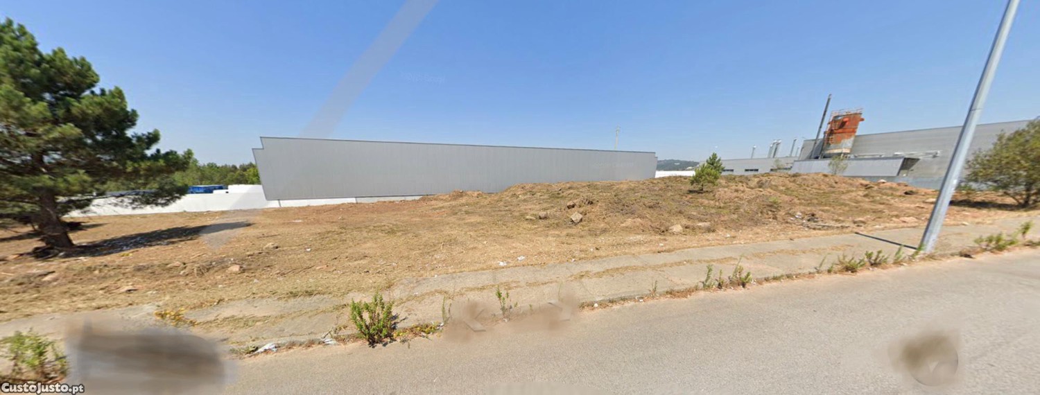 Land for sale in Valongo, Portugal — €270,000