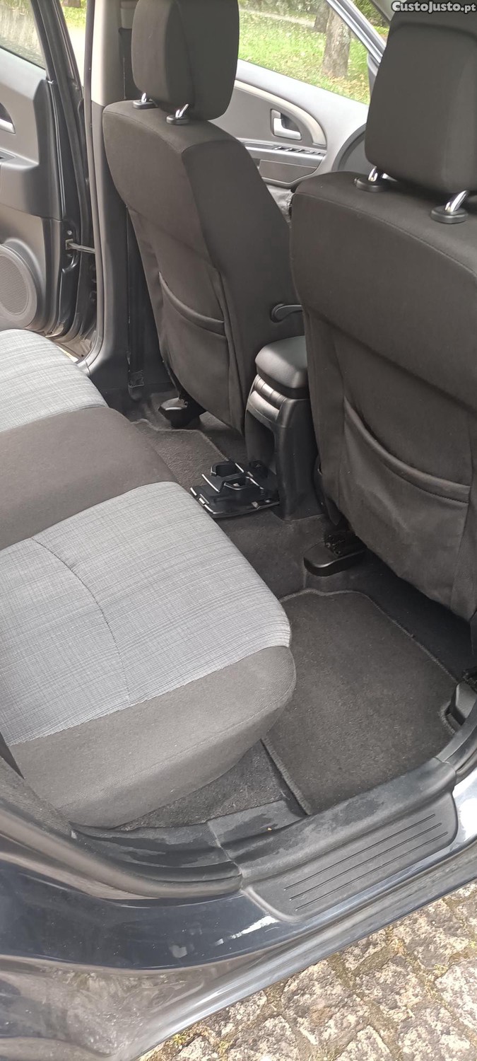 Kia Ceed Diesel - 10 — photo 4