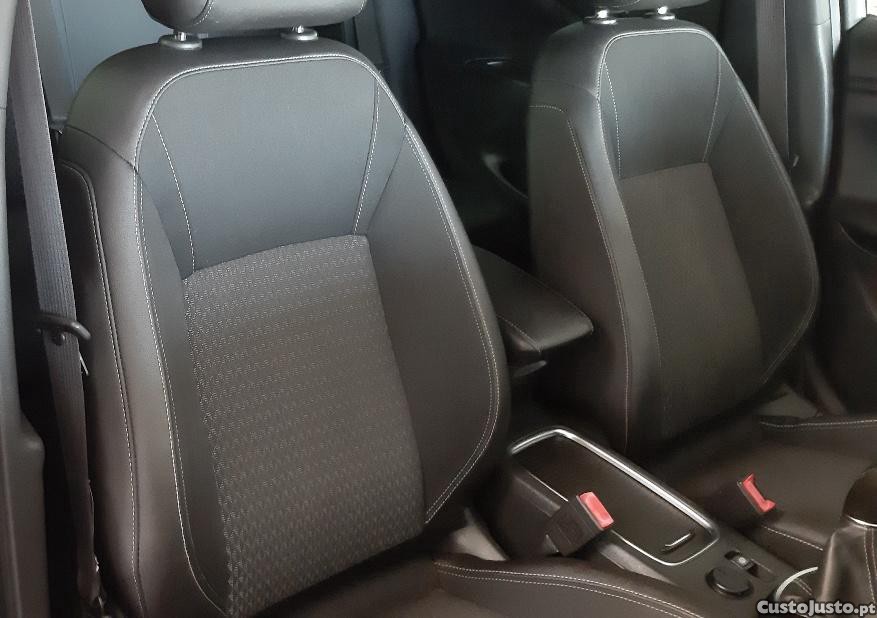 Opel Astra K SportsTourer+ Innovation S/S 1.6 CDTI 110 CV — fotografia 10