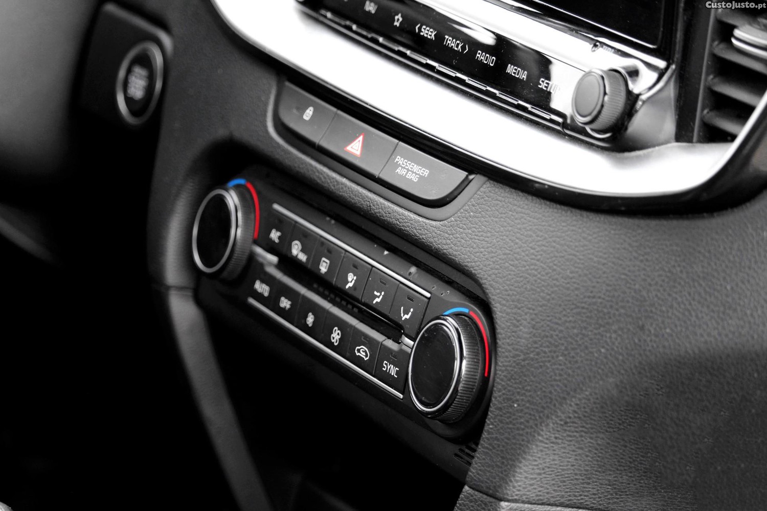 Kia ProCeed 1.0 T-GDi GT Line — fotografia 17