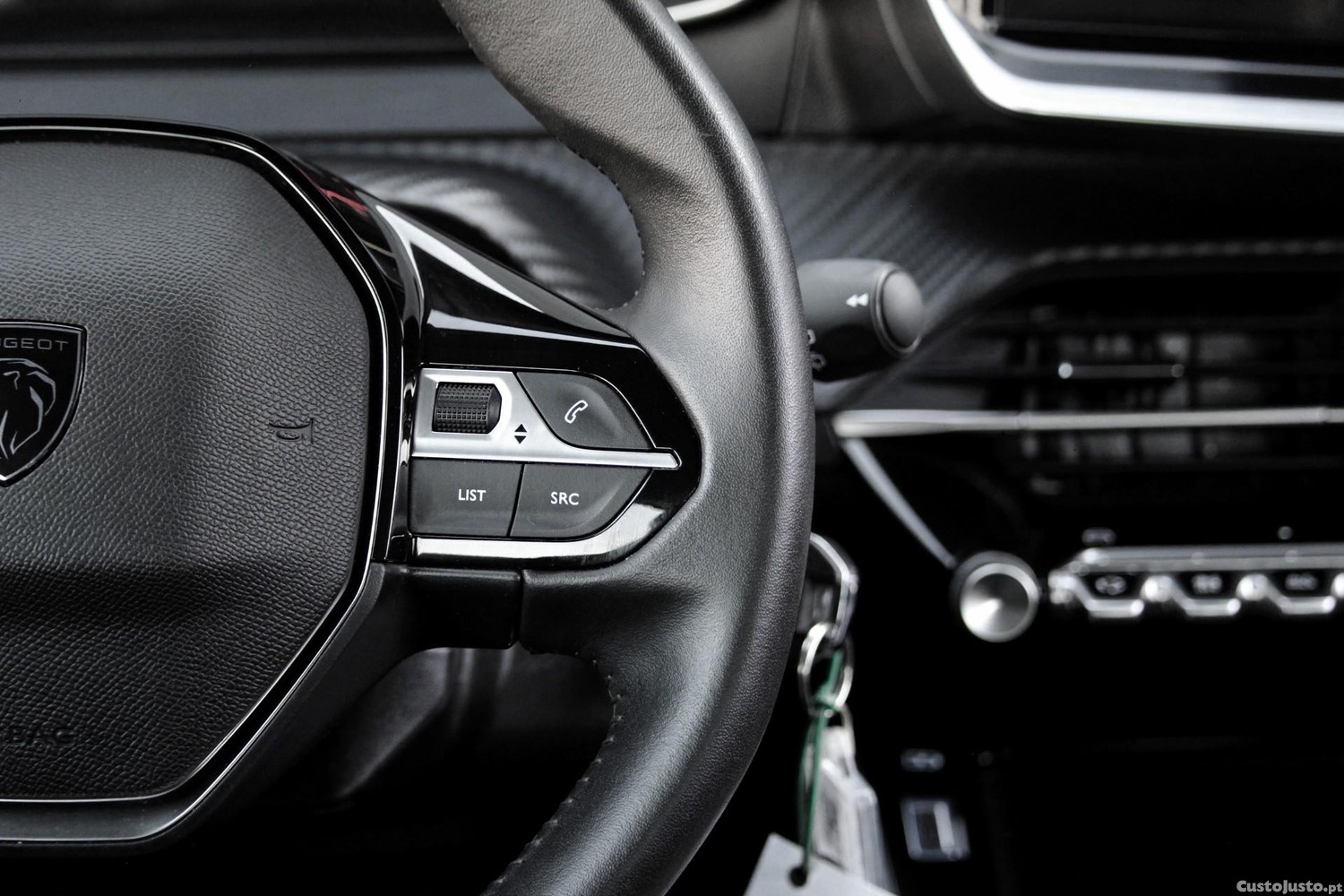 Peugeot 208 1.2 PureTech Active — fotografia 5